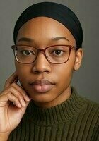 Online Web Design tutor named Ayesha